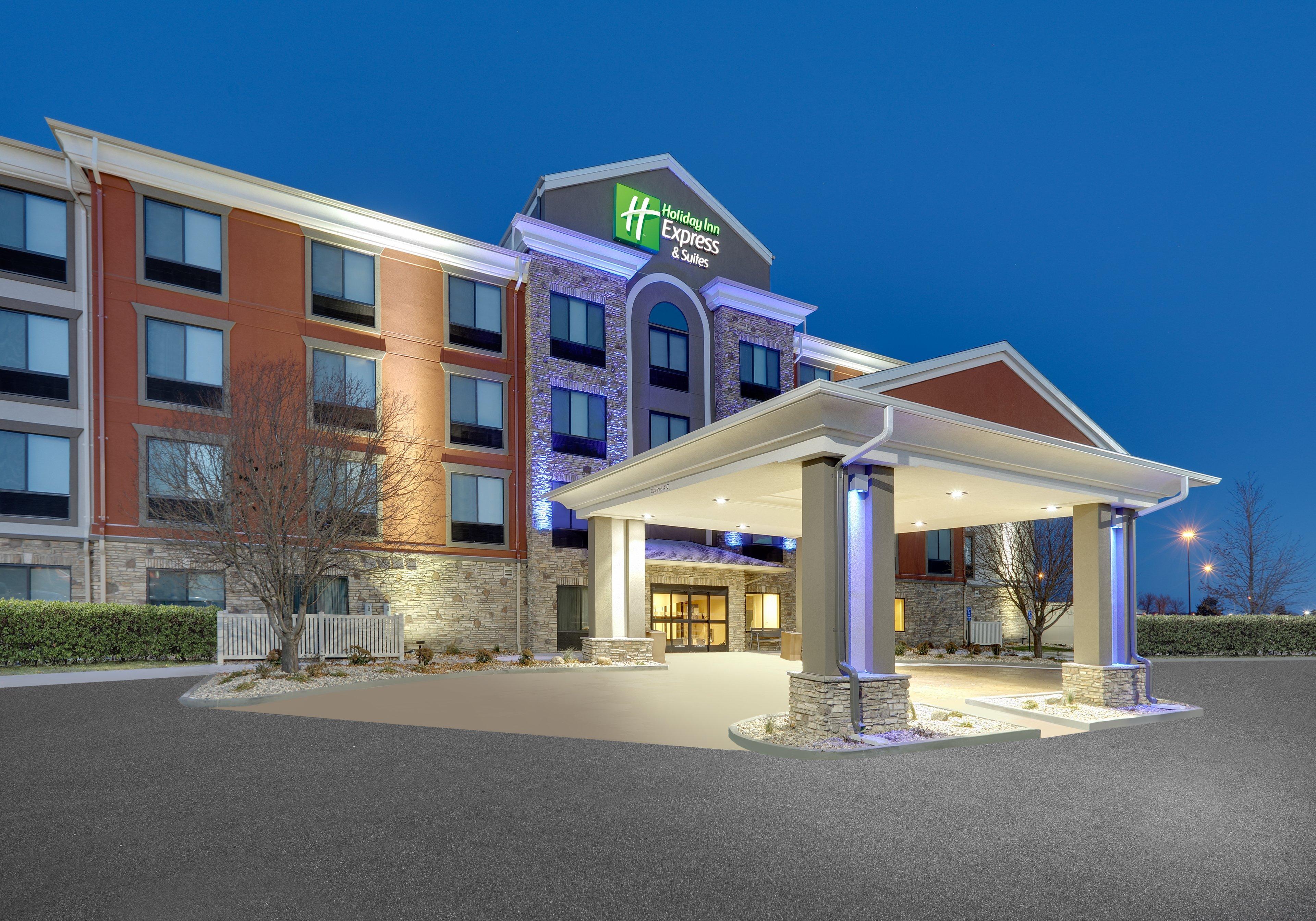 Holiday Inn Express & Suites Mitchell, An Ihg Hotel Luaran gambar