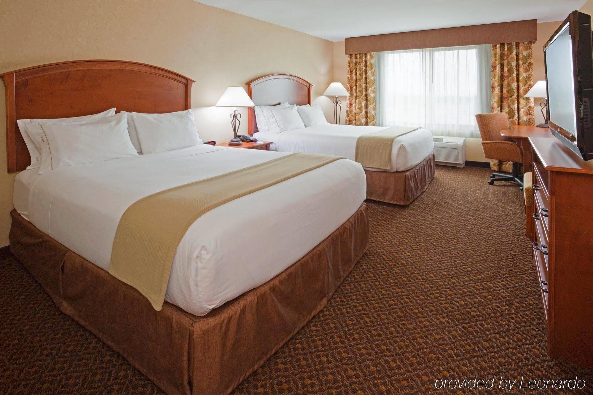 Holiday Inn Express & Suites Mitchell, An Ihg Hotel Bilik gambar
